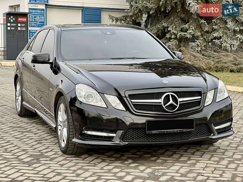 Mercedes-benz E-class (2012)