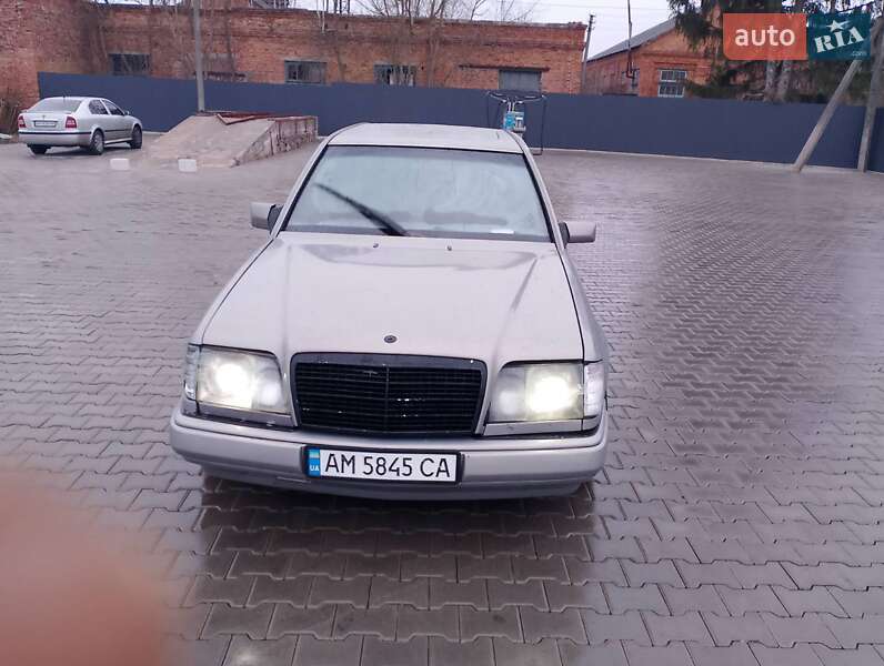 Mercedes-benz E-class (1994)