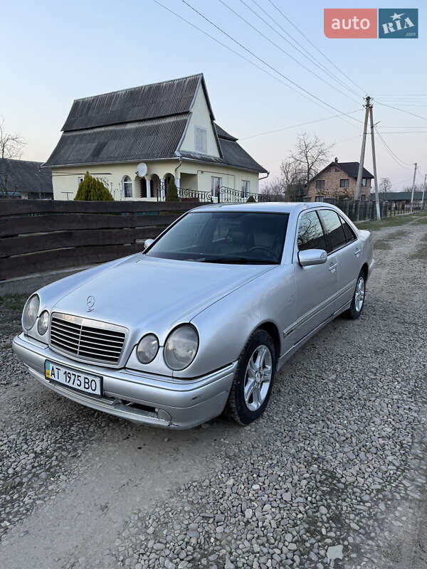 Mercedes-benz E-class (1996)