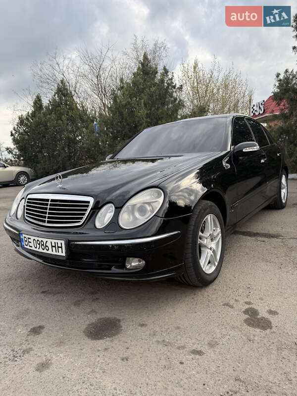 Mercedes-benz E-class (2006)