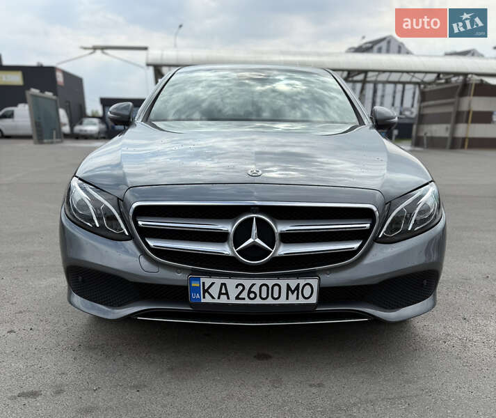 Mercedes-benz E-class (2019)