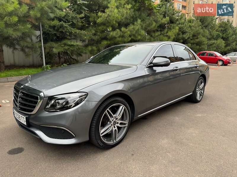Mercedes-benz E-class (2018)