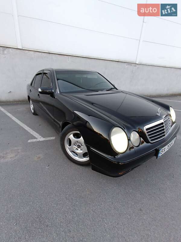 Mercedes-benz E-class (2001)