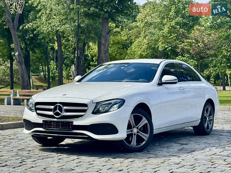 Mercedes-benz E-class (2016)