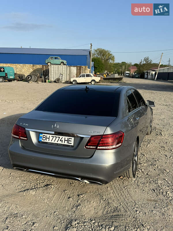 Mercedes-benz E-class (2015)