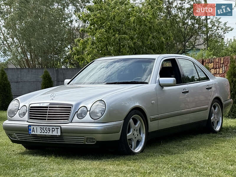 Mercedes-benz E-class (1999)