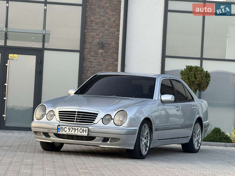 Mercedes-benz E-class (2000)