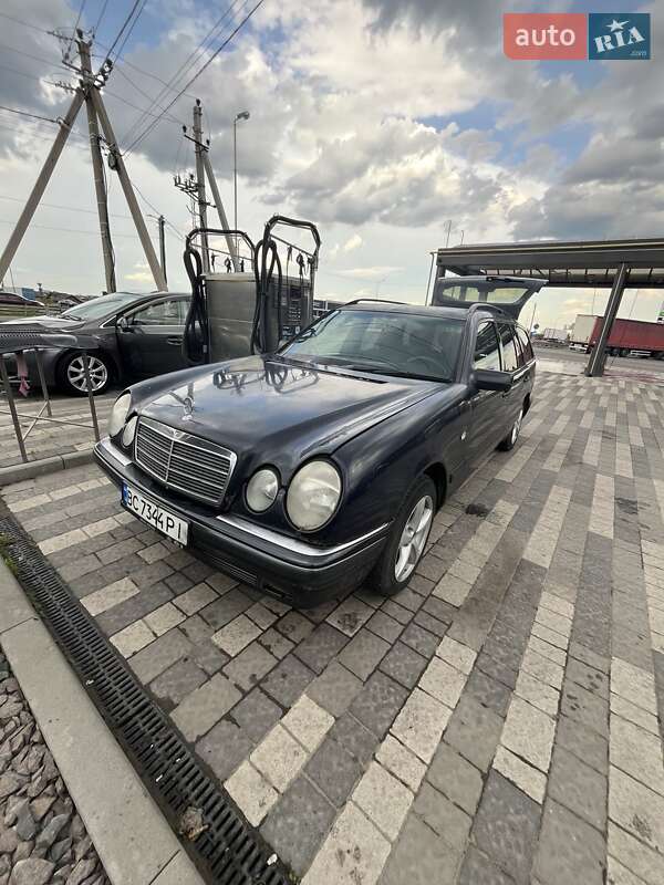 Mercedes-benz E-class (1997)