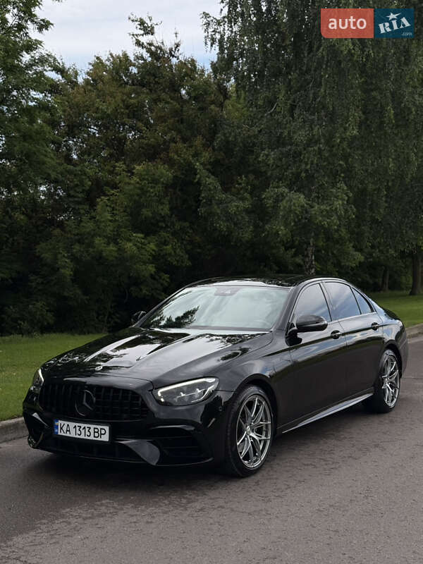 Mercedes-benz E-class (2021)