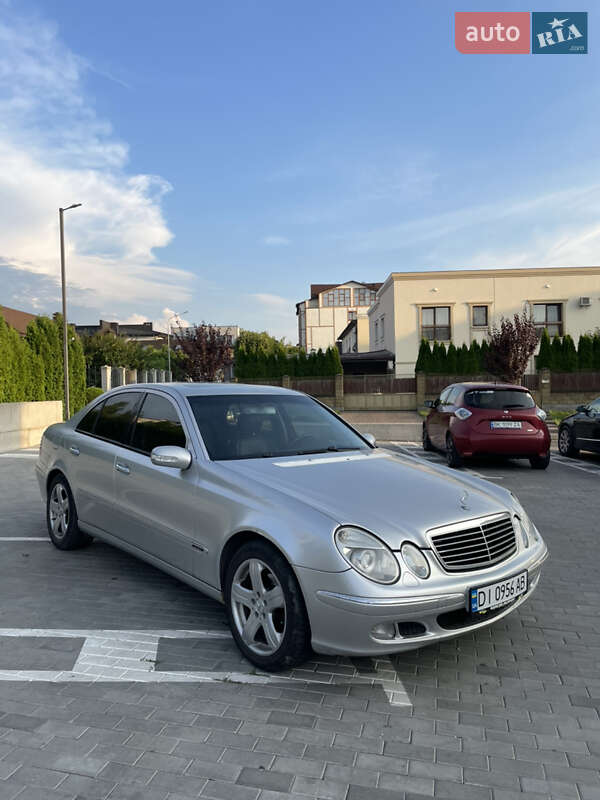 Mercedes-benz E-class (2003)