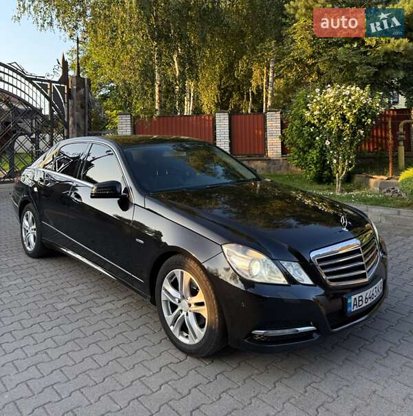Mercedes-benz E-class (2010)