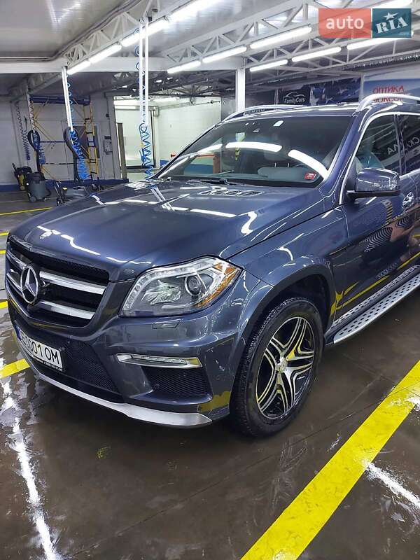 Mercedes-benz Gl-class (2015)