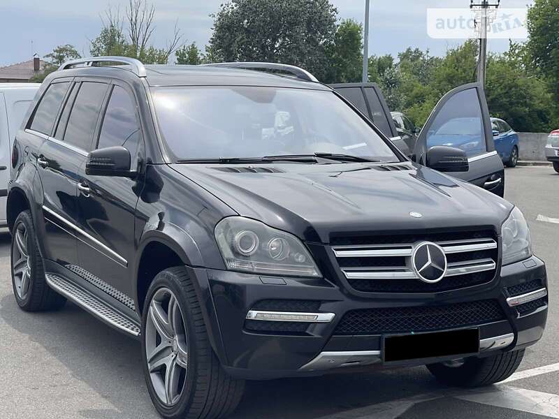 Mercedes-benz Gl-class (2010)