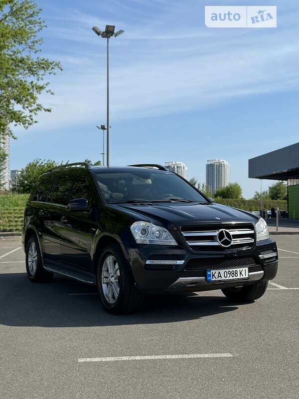 Mercedes-benz Gl-class (2011)
