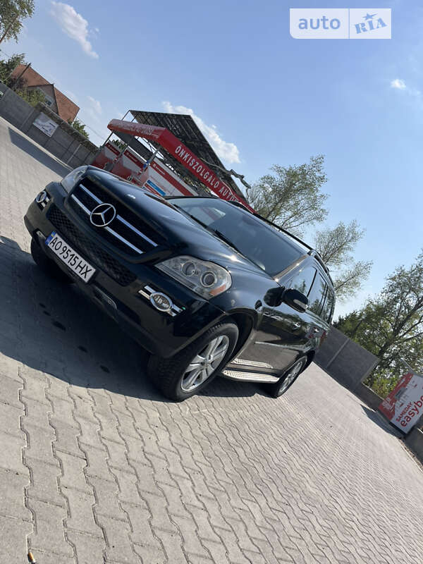 Mercedes-benz Gl-class (2008)