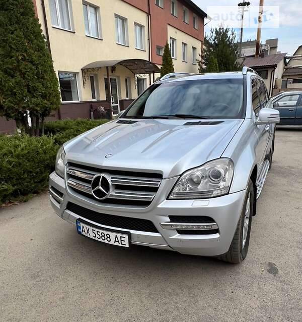 Mercedes-benz Gl-class (2010)