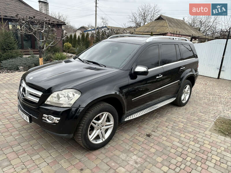 Mercedes-benz Gl-class (2008)