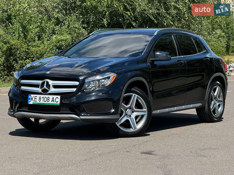 Mercedes-benz Gla-class (2015)