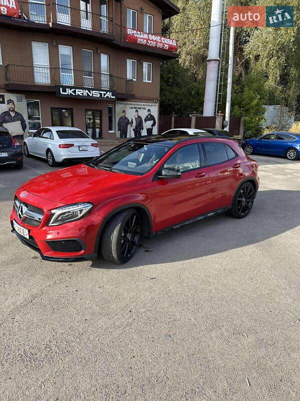 Mercedes-benz Gla-class (2016)