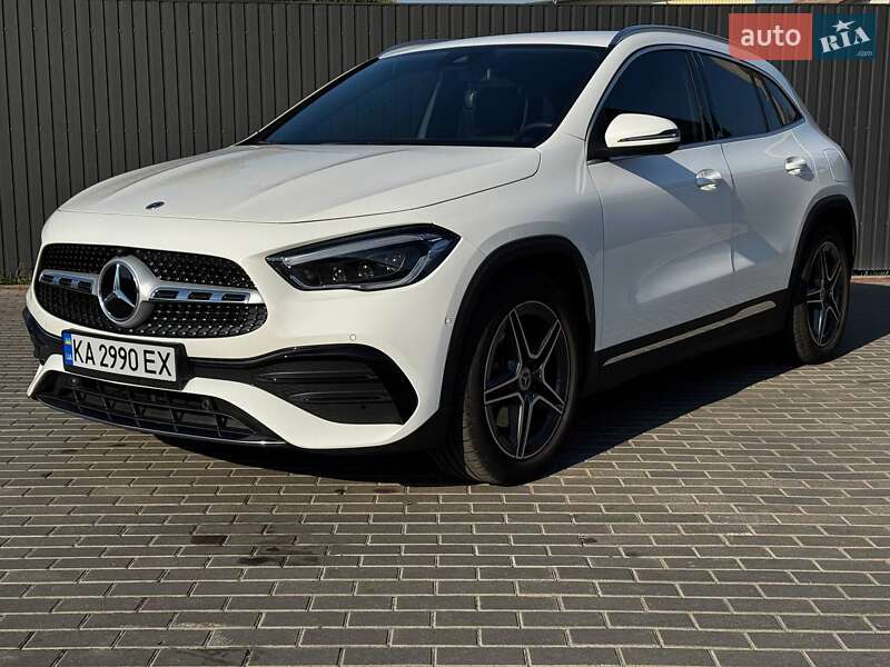 Mercedes-benz Gla-class (2020)