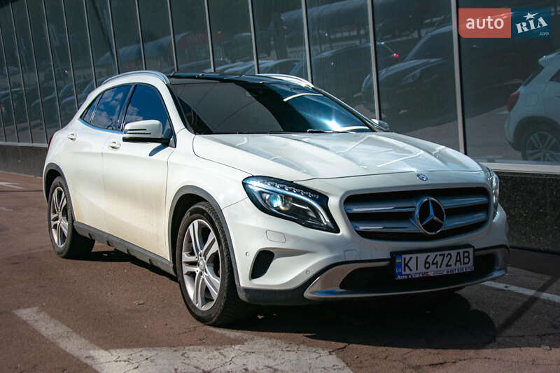 Mercedes-benz Gla 200 d (2015)