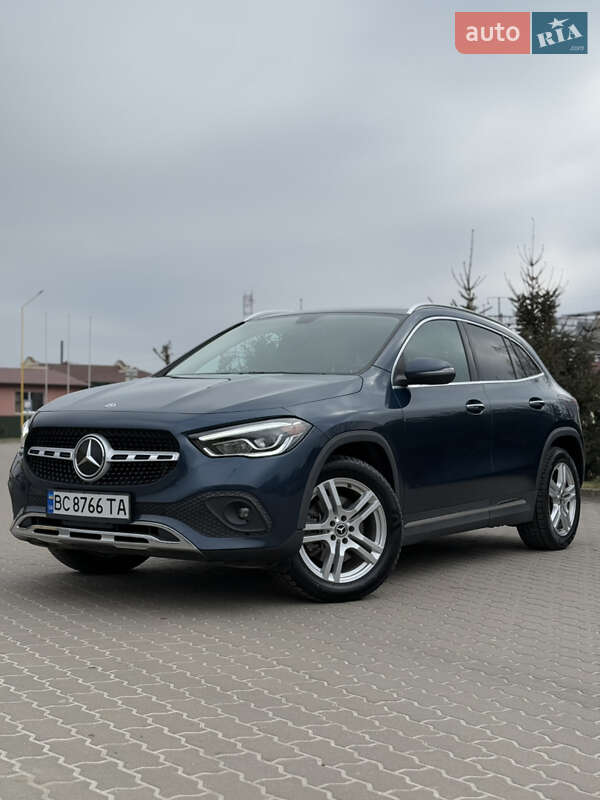 Mercedes-benz Gla-class (2020)