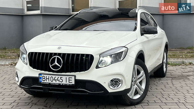 Mercedes-benz Gla-class (2017)