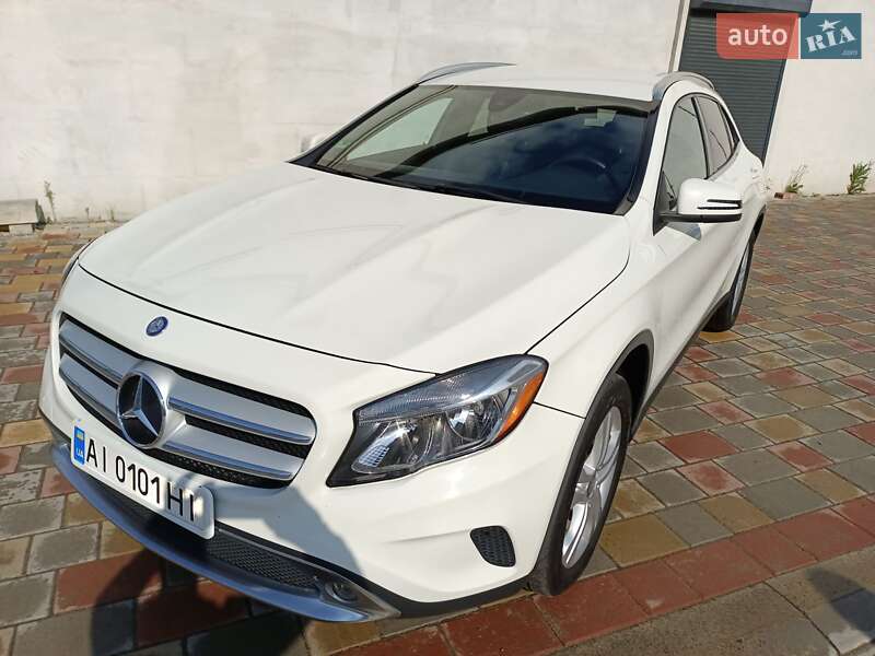 Mercedes-benz Gla-class (2016)