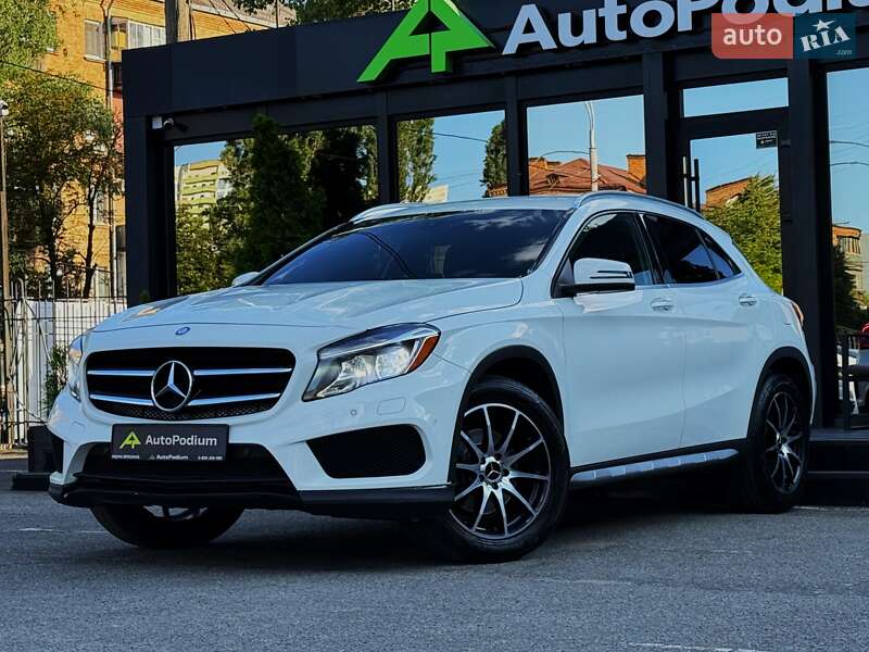 Mercedes-benz Gla-class (2016)