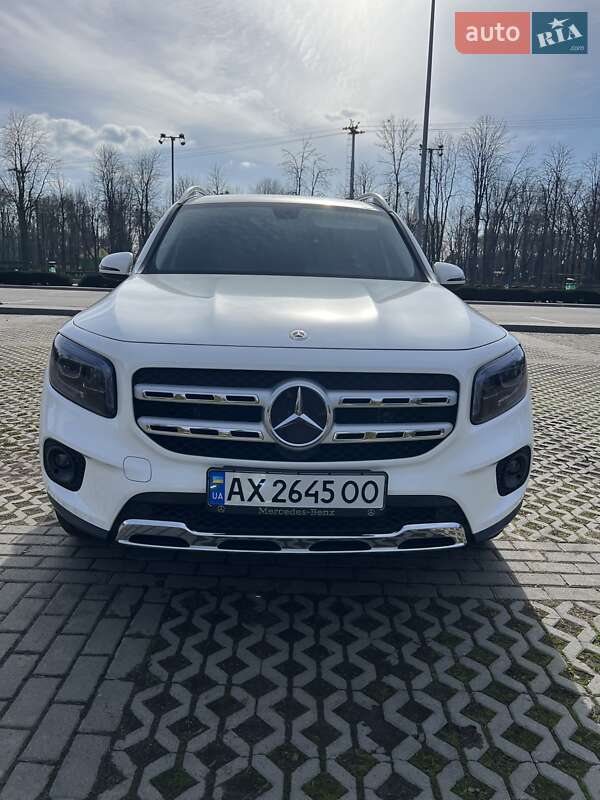 Mercedes-benz Glb-class (2020)