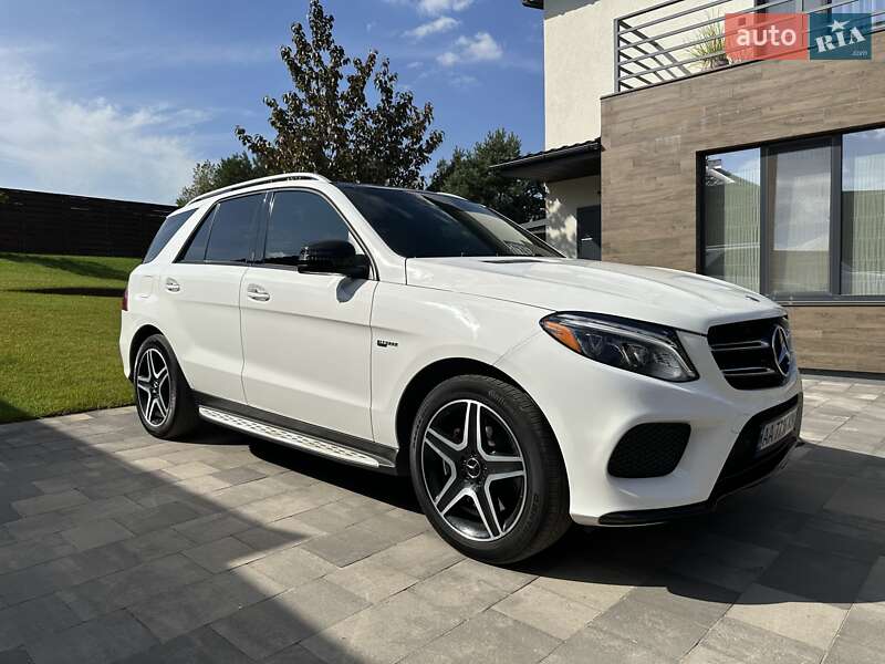 Mercedes-benz Gle-class (2017)