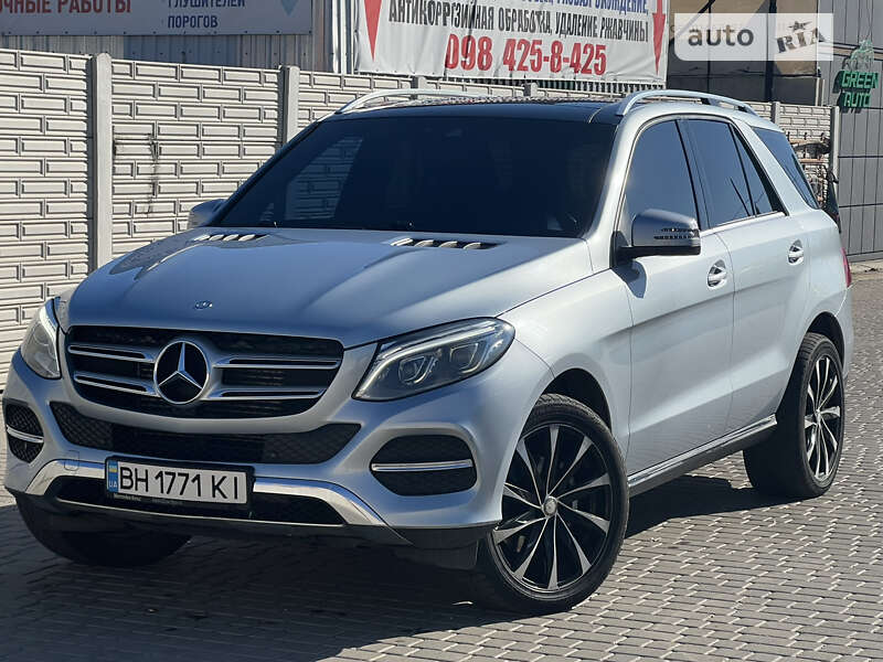 Mercedes-benz Gle-class (2016)