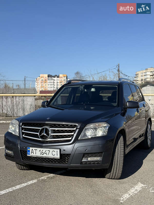 Mercedes-benz Glk-class (2011)