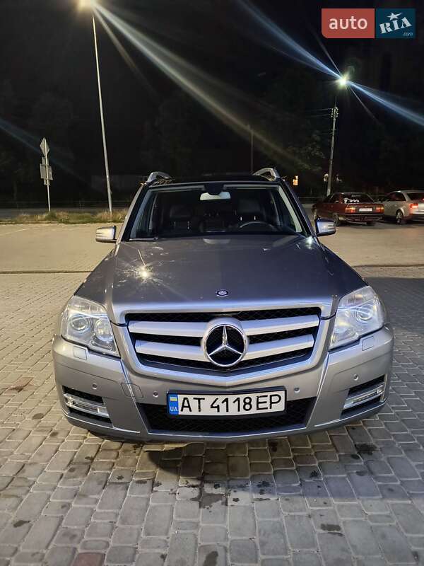 Mercedes-benz Glk-class (2011)
