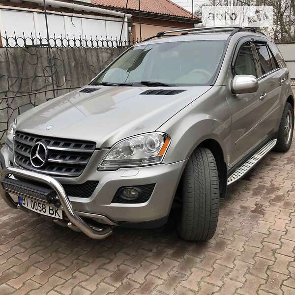 Mercedes-benz M-class (2008)