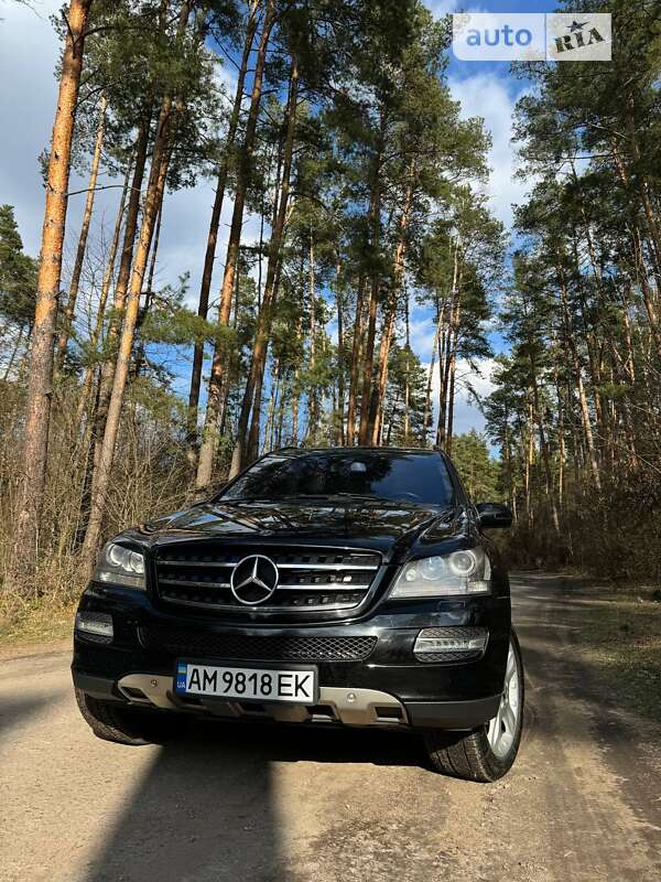 Mercedes-benz M-class (2008)