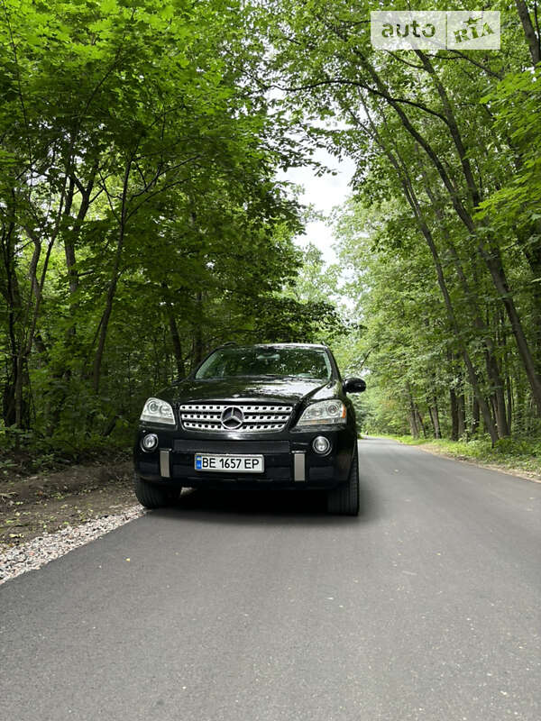 Mercedes-benz M-class (2006)