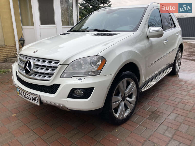 Mercedes-benz M-class (2009)