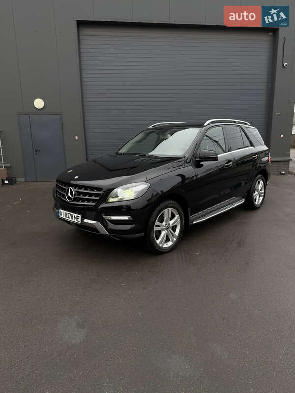 Mercedes-benz M-class (2015)