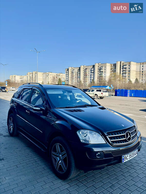 Mercedes-benz M-class (2007)