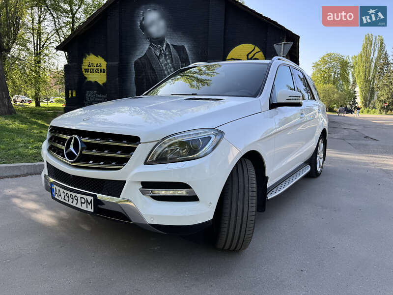 Mercedes-benz M-class (2015)