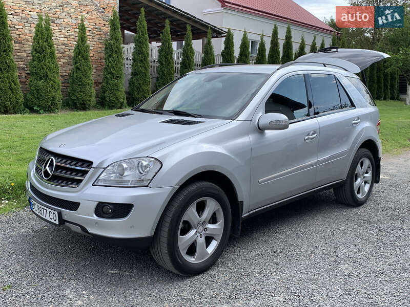 Mercedes-benz M-class (2006)