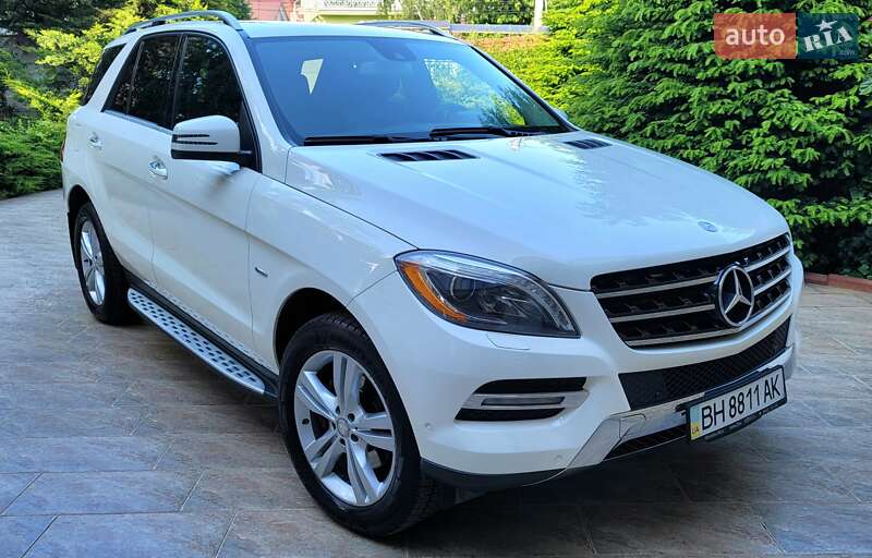Mercedes-benz M-class (2012)
