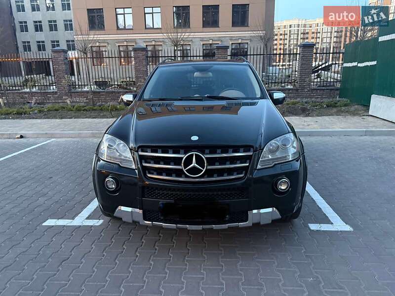 Mercedes-benz M-class (2008)