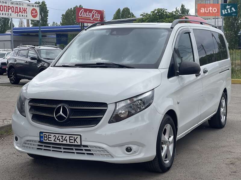 Mercedes-benz Metris (2015)