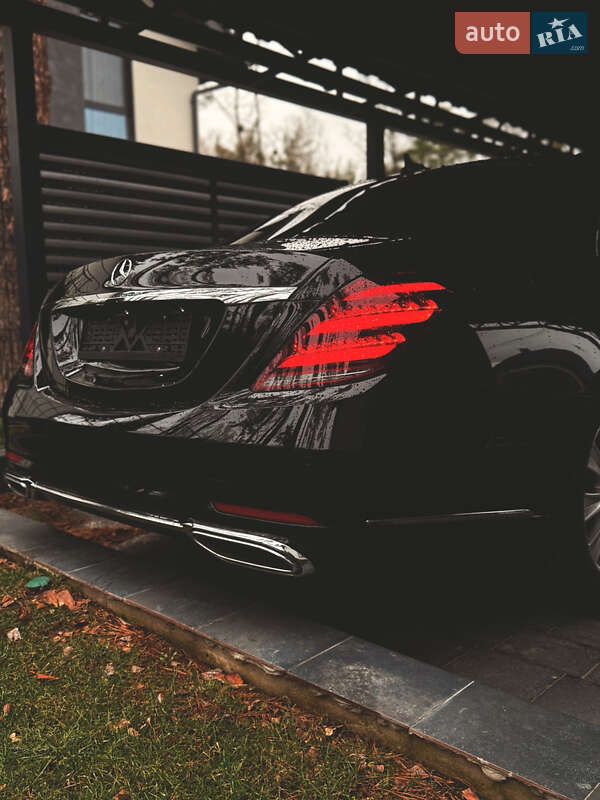 Mercedes-benz S-class (2020)