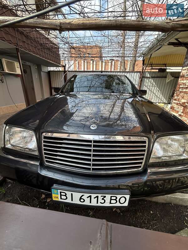 Mercedes-benz S-class (1993)