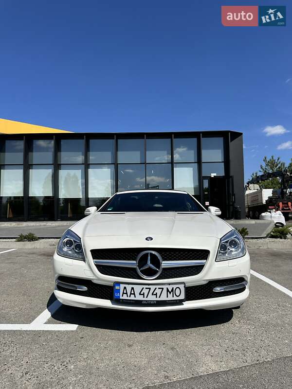 Mercedes-benz Slk-class (2014)