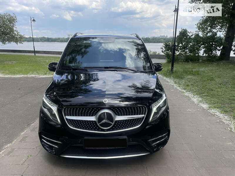 Mercedes-benz V-class (2021)