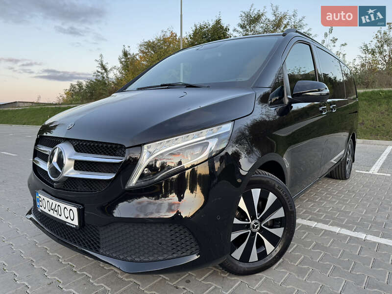 Mercedes-benz V-class (2022)